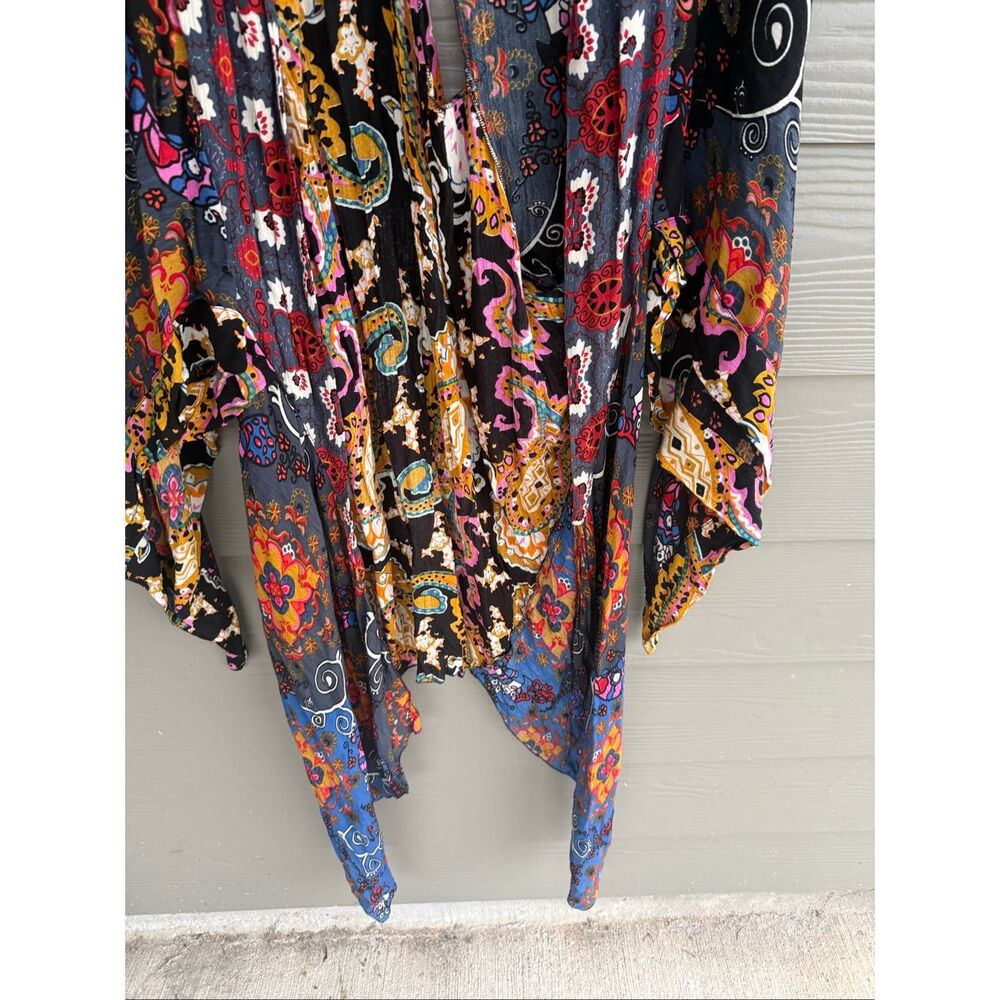 Free People Psychedelic Print Raw Hem Kimono Cardigan - Picture 4 of 6